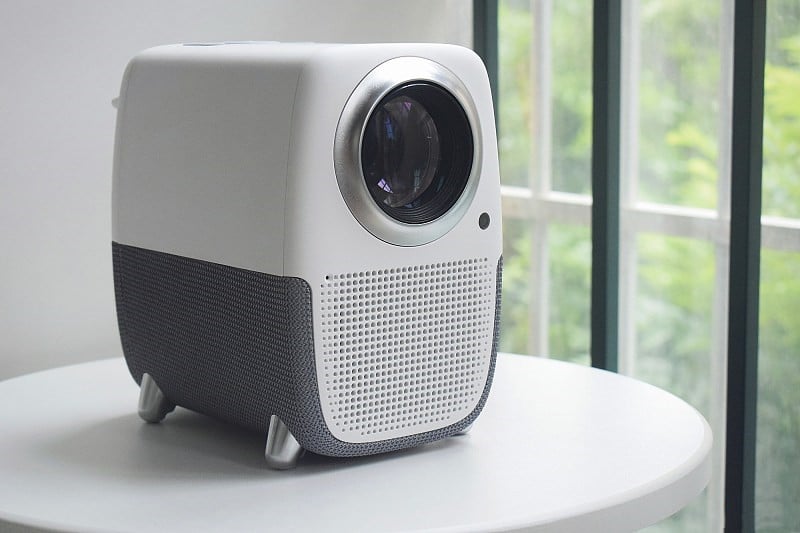 Togic One Projector Review cost effective projector under 250 TVsBook