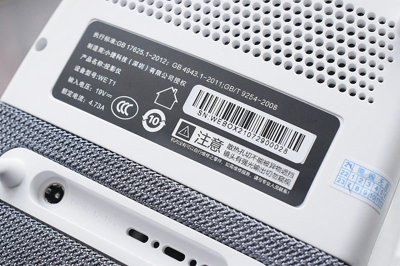 Togic One Projector Review- cost effective projector under $250
