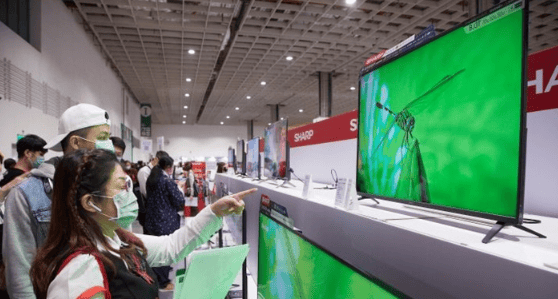 Samsung & Sharp being friends again? 3 million TV panels are repurchased