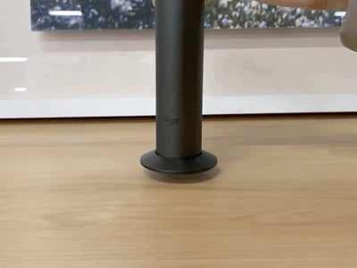 Smart JYA lamp, a very simple aluminum rod 