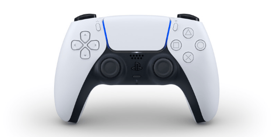 PS5 controller vs Xbox Series X