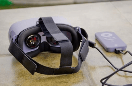 Talk about the embarrassing things encountered when using VR glasses