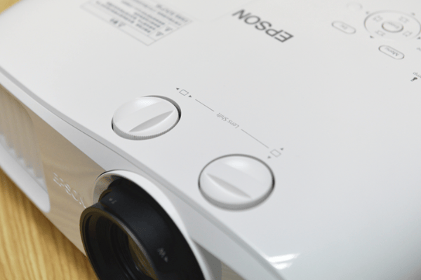 How about Epson home projector CH-TW 7000？