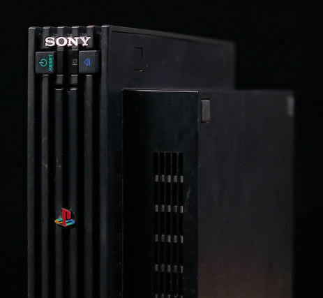 What made PS2 the best game console by sales of all time?