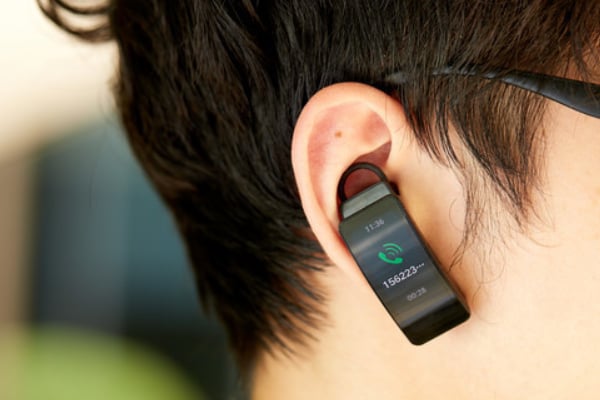 Huawei Talkband B6 review: more user friendly and practical