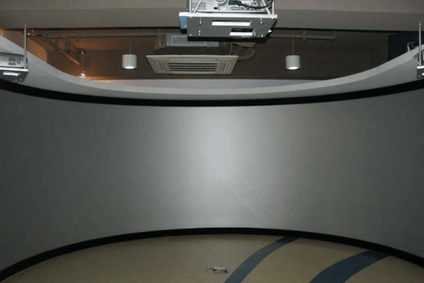 Metal projector screen