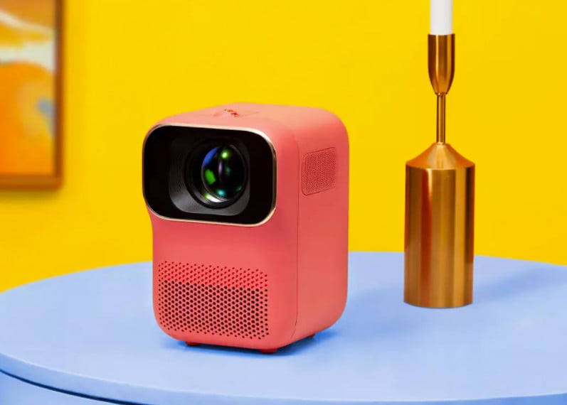 Xming Q1 LED Mini Projector