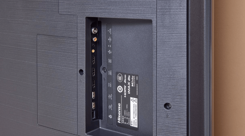 Hisense E8H Design ports