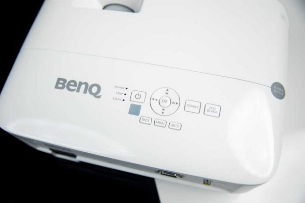 BenQ MH560 projector review.png