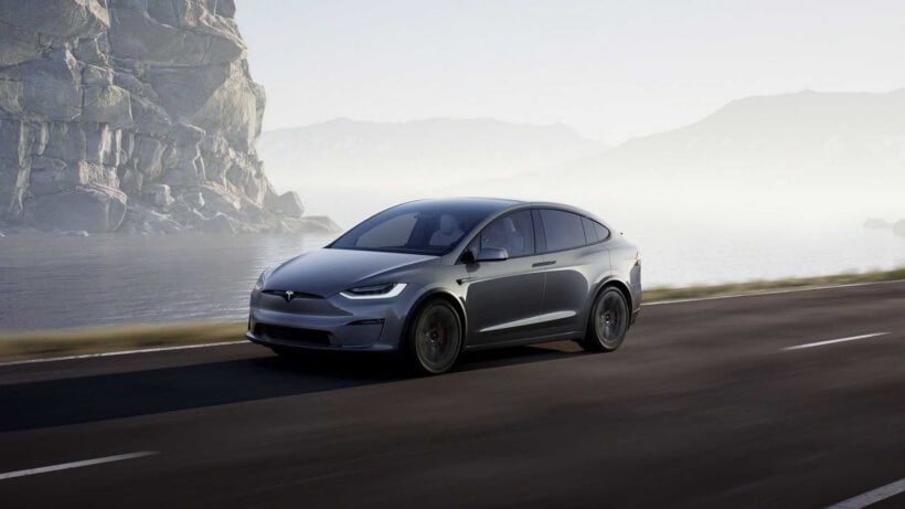 Tesla's new Model X with a new interior design
