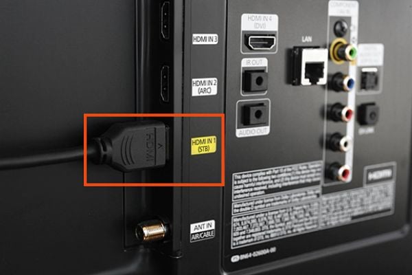 Cast computer to TV with HDMI cable.jpg