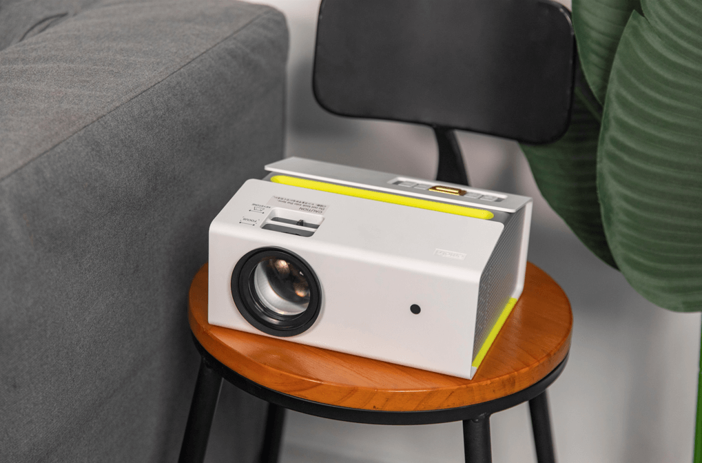 Emotn C1 Projector