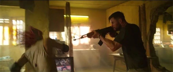 Netflix Movie Extraction (2020) Review: Live-Action CS