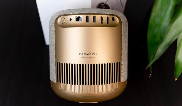 Formovie V10 4K Ultra HD Projector ports.jpeg