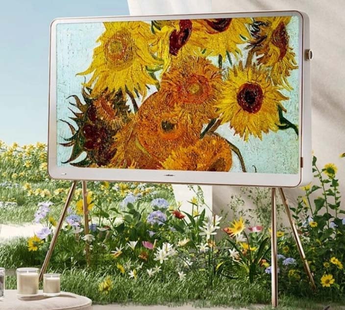 Hisense Art TV R7.jpg