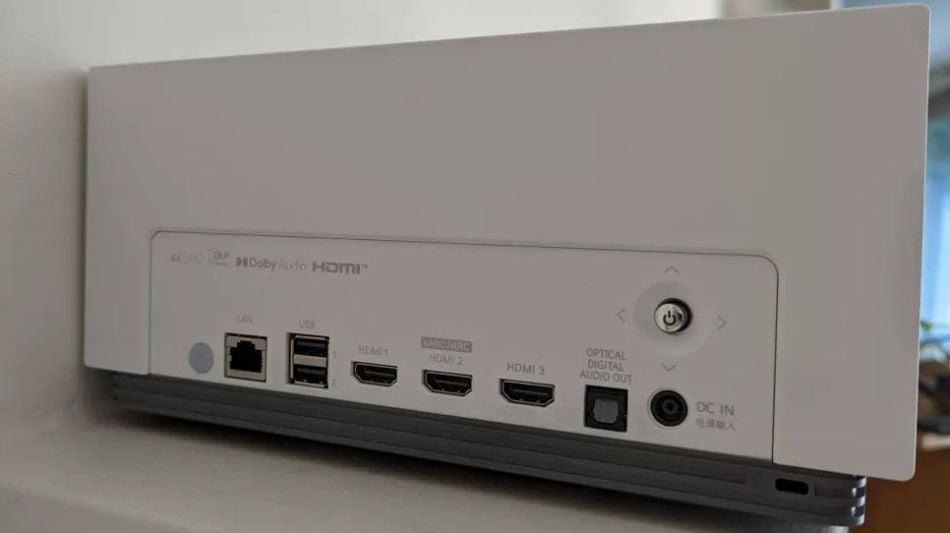 LG CineBeam HU710PW port.jpg