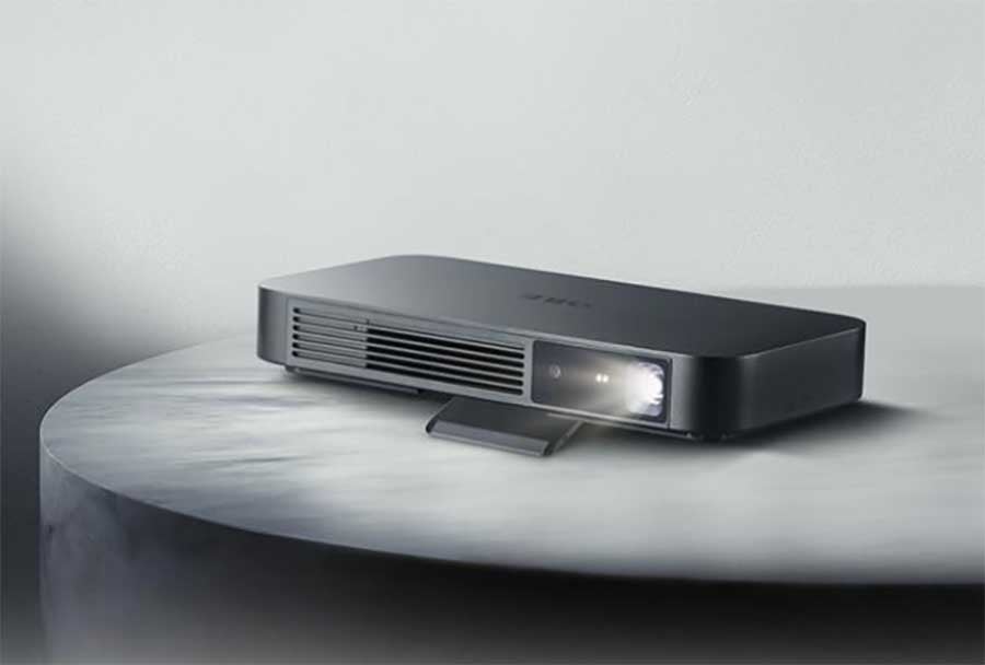 O.B.E H3 projector.jpg