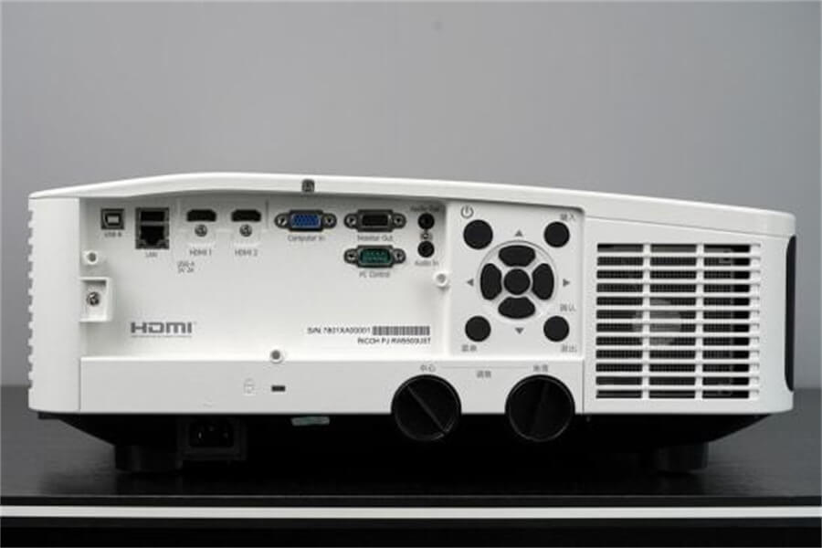 Ricoh PJ RW5500UST interfaces.jpg