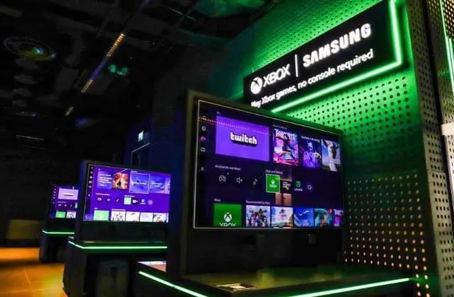 Samsung and Microsoft gaming zones.jpg