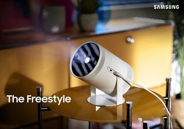 Samsung Freestyle appearance.png