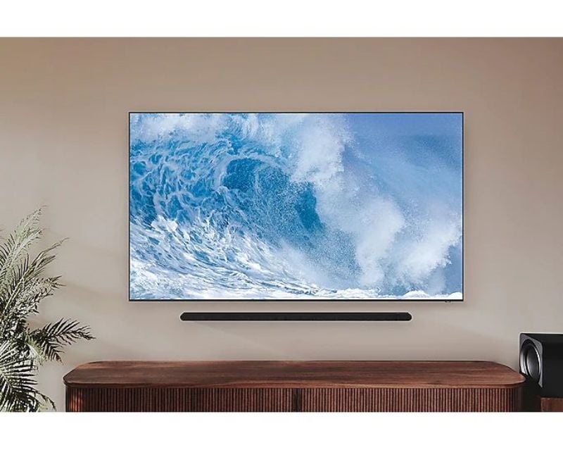 Samsung Neo QLED 8K TV QN700B home.jpg