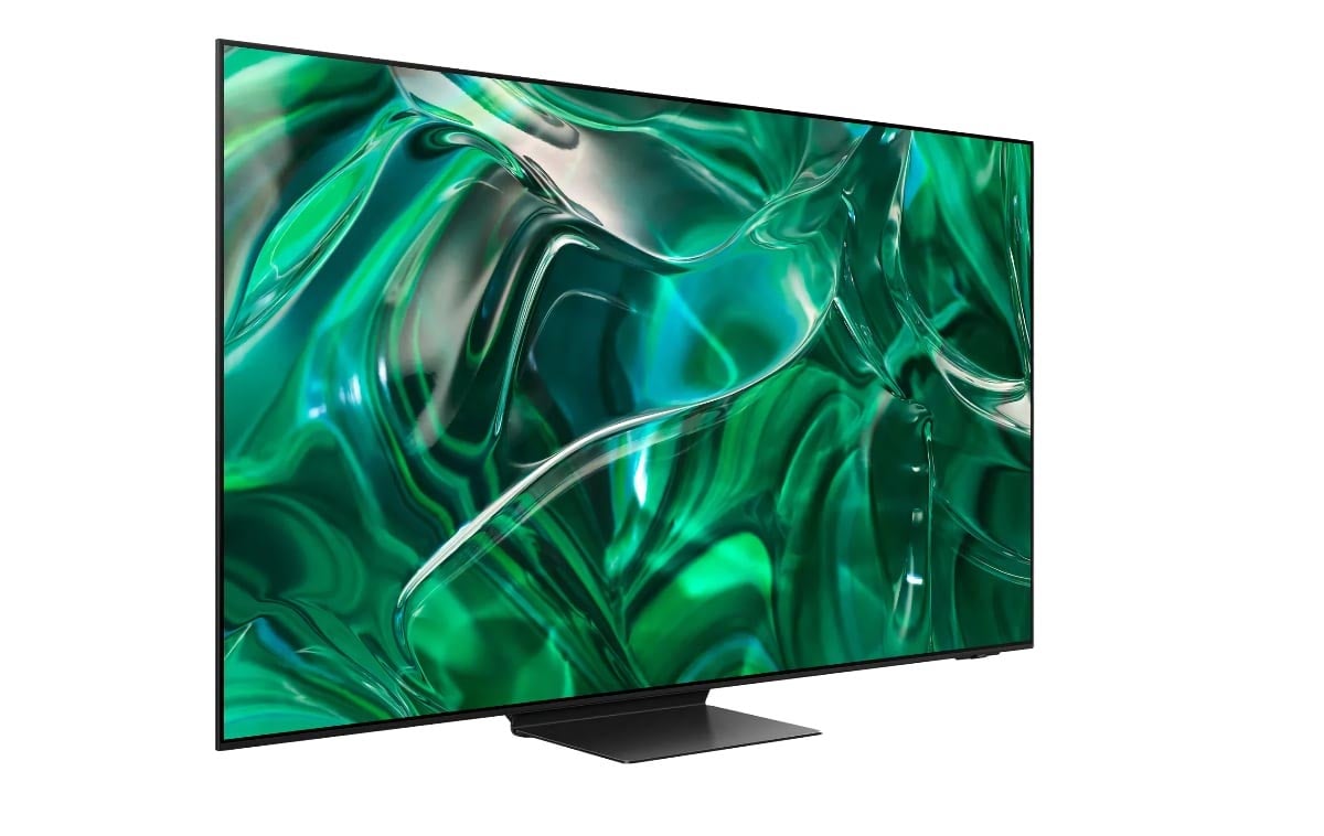 Samsung S95C TV Design.jpg