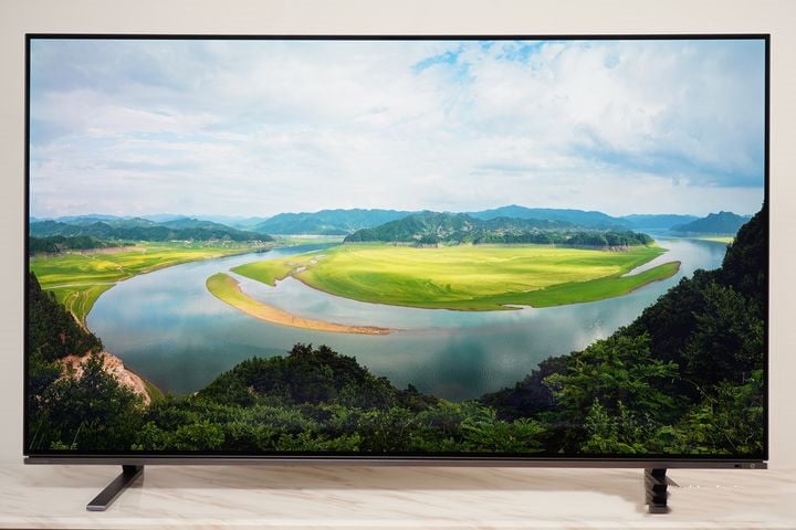 Toshiba X8900KF TV Review